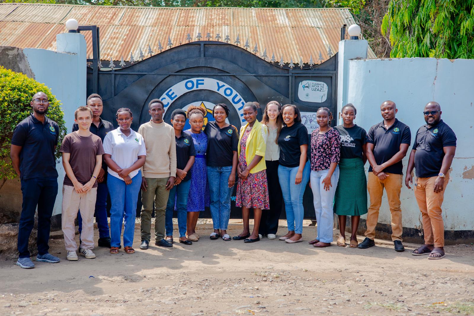 Team vor Ort mit Chiara